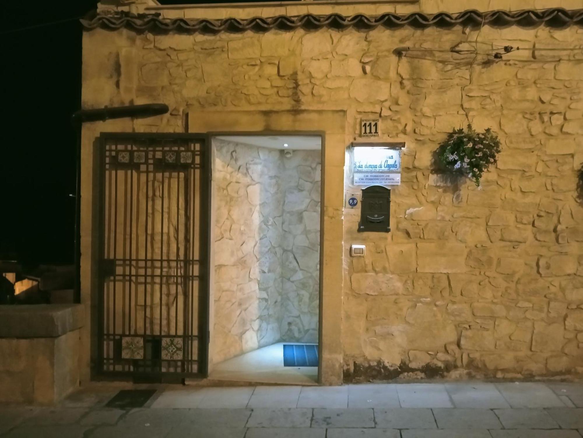 La Dimora Di Angela Vila Ragusa Exterior foto
