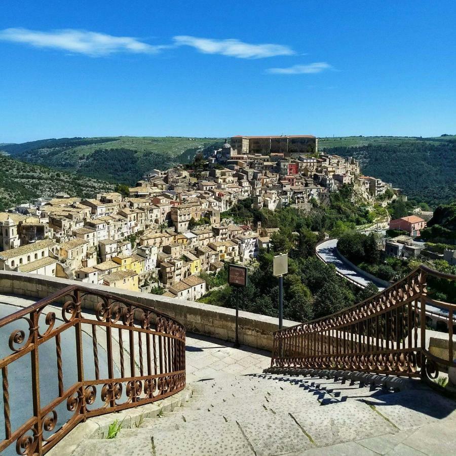 La Dimora Di Angela Vila Ragusa Exterior foto